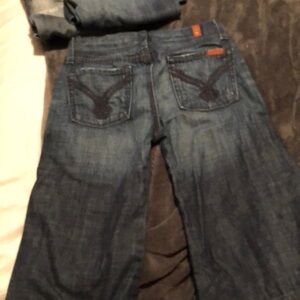 7 for All Mankind Rothchilds Dojo Capri / Cropped